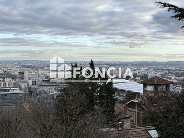Location Appartement 2 pièces 48.2 m² - 5 AVENUE VALIOUD Sainte Foy Les Lyon 69110