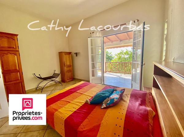 Propriété vue mer dans un parc de 4000M² - Bouillante