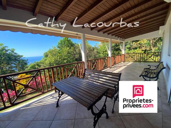 Propriété vue mer dans un parc de 4000M² - Bouillante