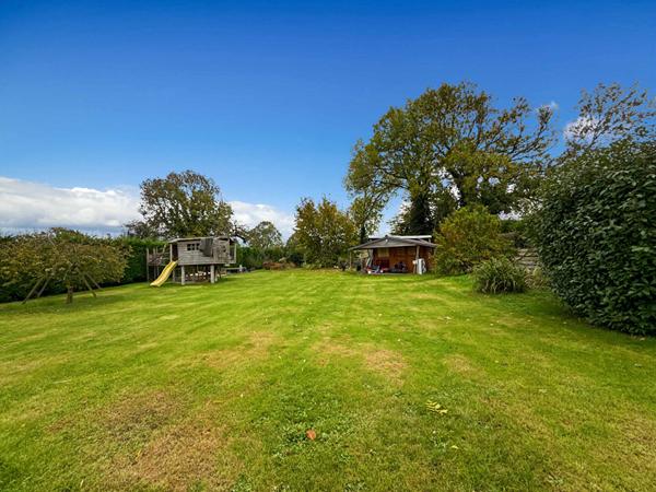 Maison plain pied de vie proche ETREPAGNY