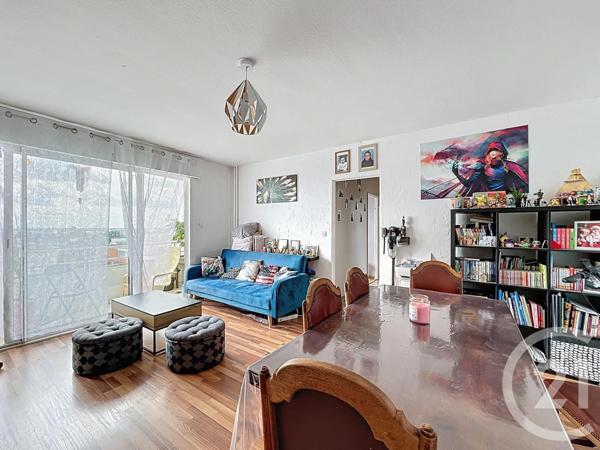 Appartement F4 à vendre  4 pièces - 78,34 m2 CHENOVE - 21