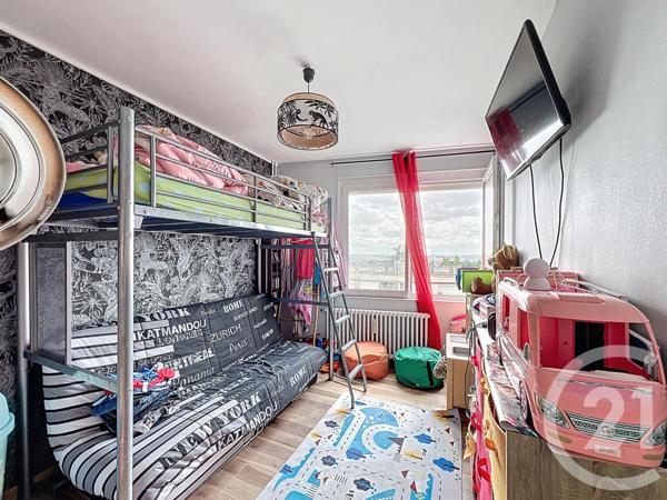 Appartement F4 à vendre  4 pièces - 78,34 m2 CHENOVE - 21