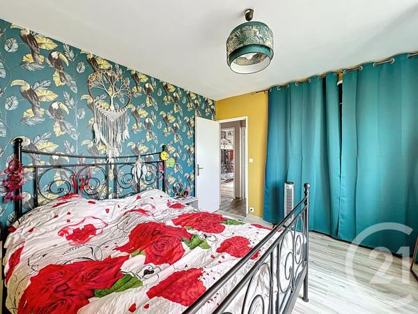 Appartement F4 à vendre  4 pièces - 78,34 m2 CHENOVE - 21