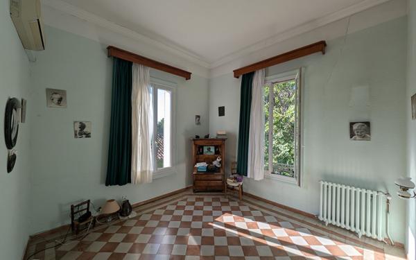 Maison à vendre    6 pièces • 185 m2 Montbazin