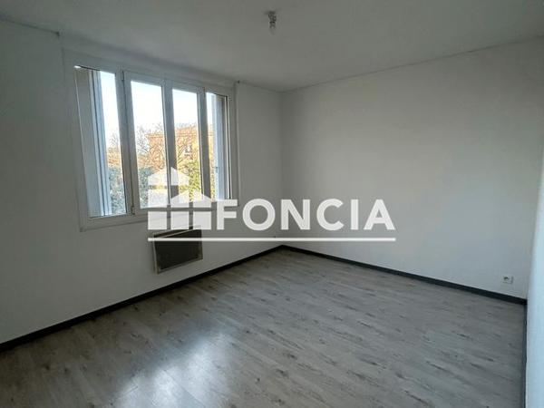 Location Appartement 3 pièces 46.76 m² - RESIDENCE SAN SUMIAN - VIEUX CHEMIN DE LA CELLE Brignoles 83170