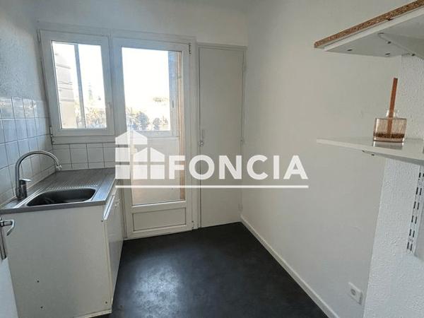 Location Appartement 3 pièces 46.76 m² - RESIDENCE SAN SUMIAN - VIEUX CHEMIN DE LA CELLE Brignoles 83170