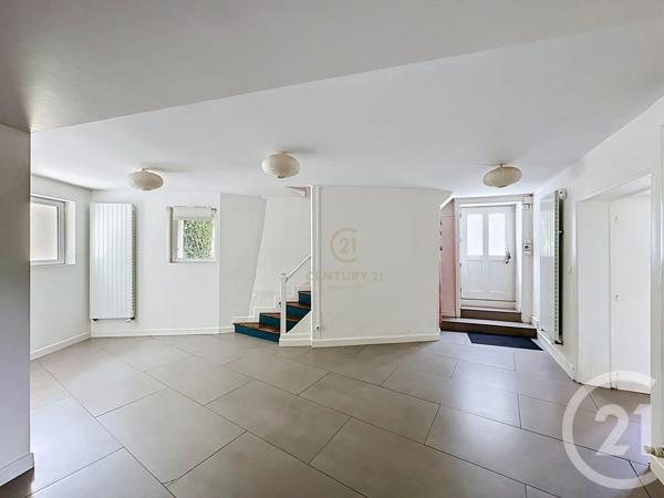 Maison à vendre  6 pièces - 174 m 2   CHARLY  - 69