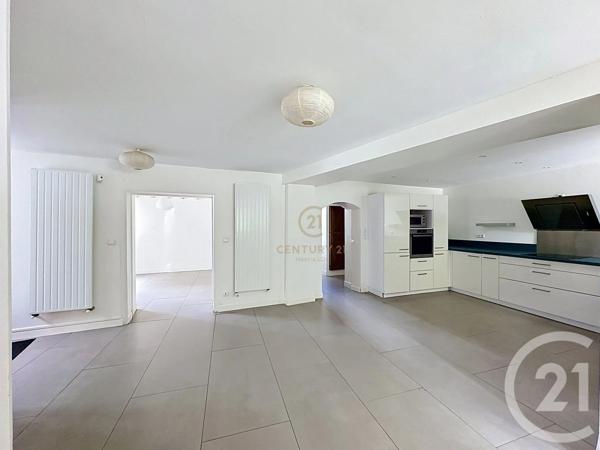 Maison à vendre  6 pièces - 174 m 2   CHARLY  - 69