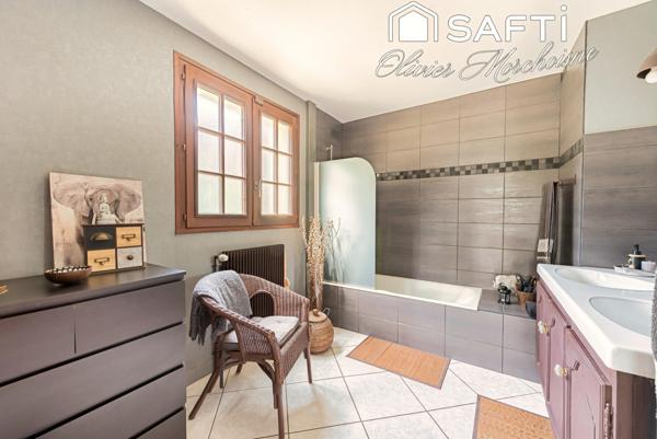 Maison familiale de 155m² proche RER-D