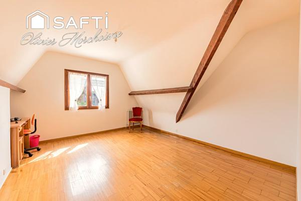 Maison familiale de 155m² proche RER-D