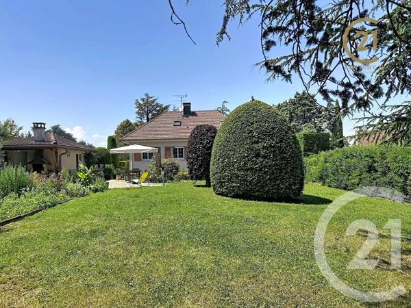 Maison à vendre  5 pièces - 213 m 2   VOURLES  - 69