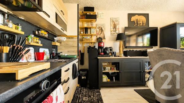 Appartement T2 à vendre  2 pièces - 27,60 m 2   LAYE  - 05