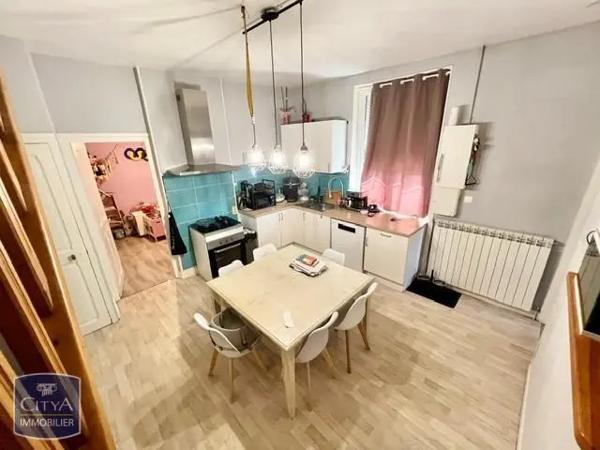 Maison à louer 3 pièces 60m² Auzat-la-Combelle (63570)