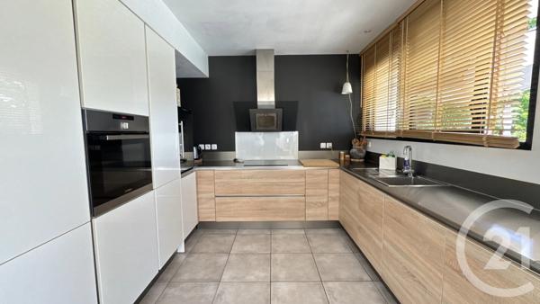 Maison à vendre  5 pièces - 132,76 m 2   GAP  - 05
