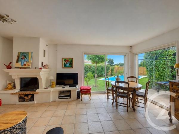 Maison à vendre  4 pièces - 86,79 m 2   MARSEILLE  - 13013