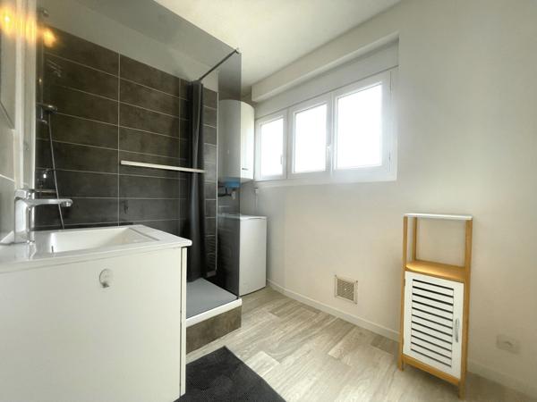 STUDIO MEUBLÉ AU MANS RIVE DROITE