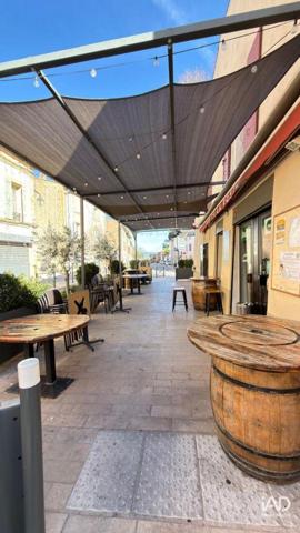 Bar-brasserie à vendre 124 m² Meyrargues