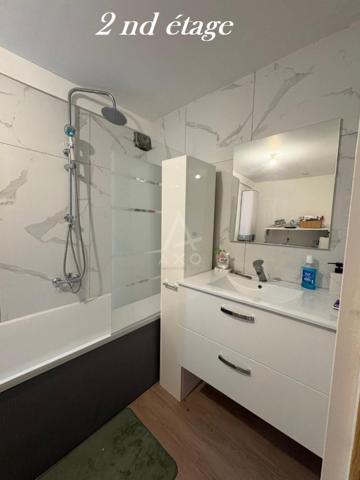 IMMEUBLE DE 4 LOTS SUR TRITH ST LEGER