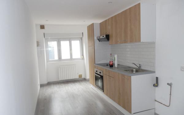 Immeuble à vendre    2 pièces •  Avesnes-sur-Helpe