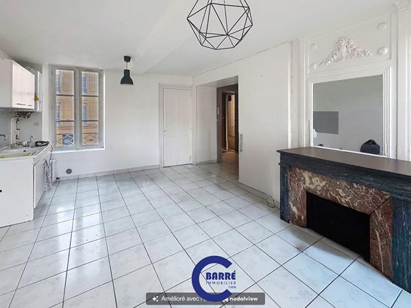 CAEN Rue Caponière : appartement ancien 3 pièces terrasse + parking , Caen