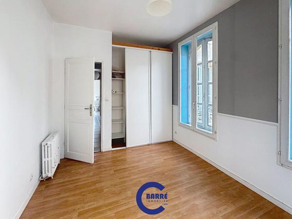 CAEN Rue Caponière : appartement ancien 3 pièces terrasse + parking , Caen