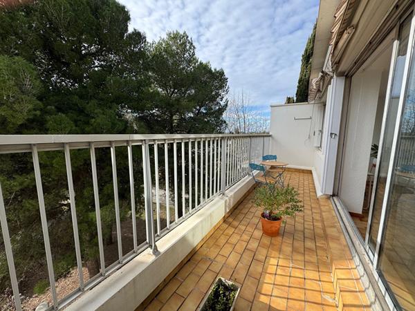 T2 avec Cellier et Parking au Ponant