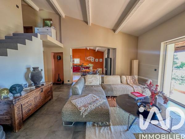 Maison à vendre 7 pièces 182 m² Puget-sur-Argens