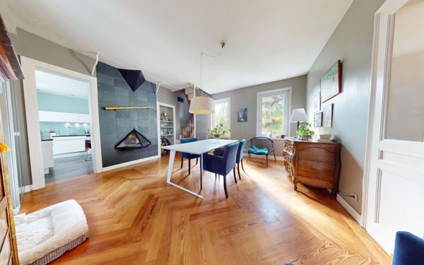 Maison à vendre    6 pièces • 201 m2 Montivilliers