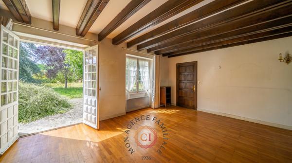 Maison
                                                                                                                                                                                                                                                                                                                        7 pièce(s)                                                                                                                                                                                                          4 chambre(s)                                                                                                                                                                                                          173  m²