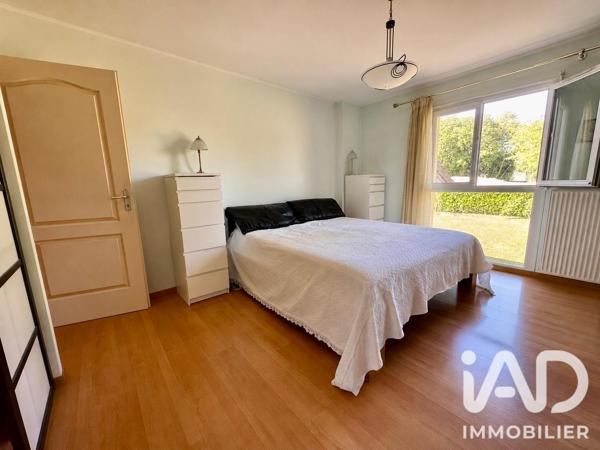 Maison à vendre 5 pièces 243 m² Archamps