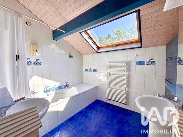 Maison à vendre 5 pièces 243 m² Archamps