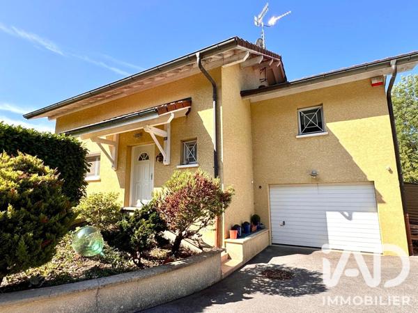 Maison à vendre 5 pièces 243 m² Archamps