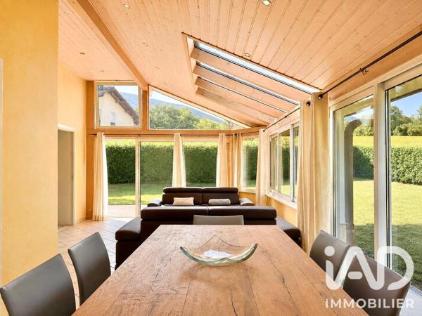 Maison à vendre 5 pièces 243 m² Archamps