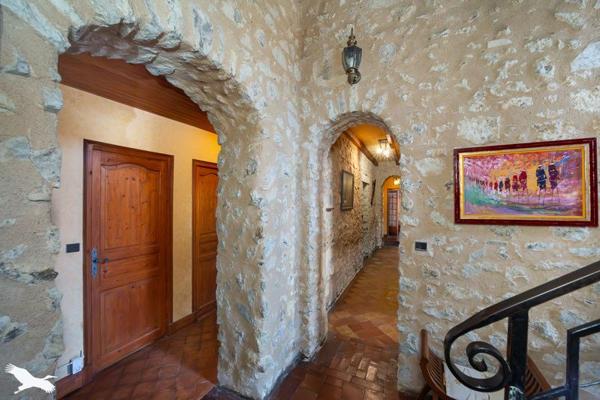 Maison à vendre |  Saint-Savin |  12 pièces | 320 m²