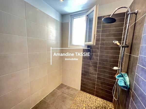 Graulhet (81300) Maison atypique à rafraichir avec terrain constructible