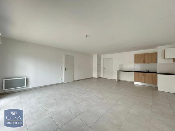 Appartement à louer 3 pièces 78.8m² Saint-Jean-d'Illac (33127)