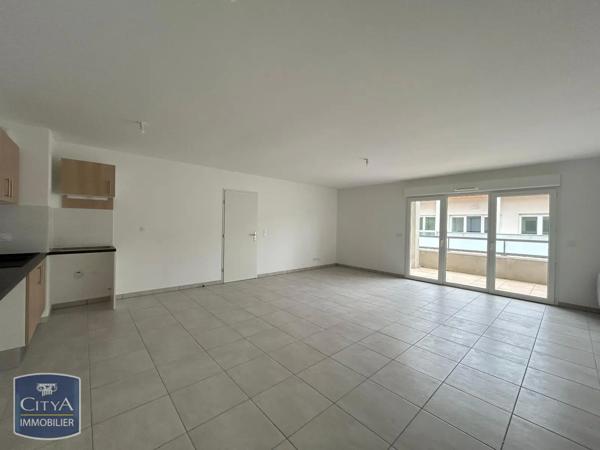 Appartement à louer 3 pièces 78.8m² Saint-Jean-d'Illac (33127)