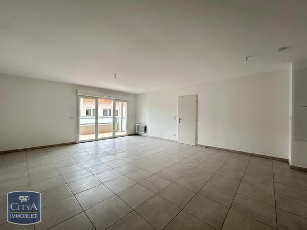 Appartement à louer 3 pièces 78.8m² Saint-Jean-d'Illac (33127)