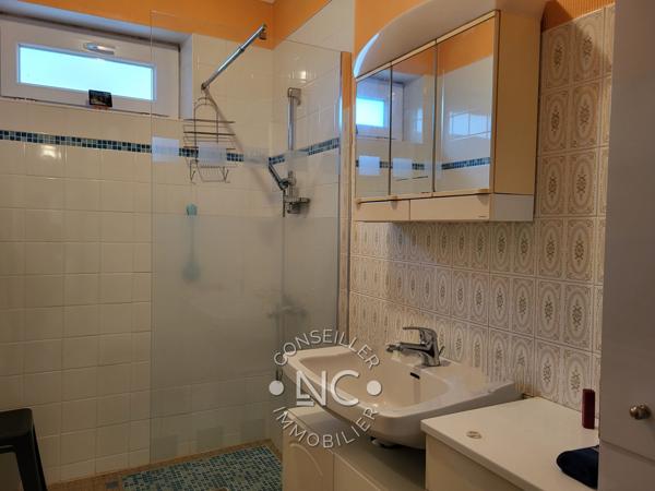 Maison PLAIN-PIED de 94 m² sur 669 m²