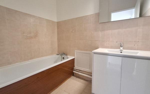 Appartement à louer    2 pièces • 43,29 m2 Chennevières-sur-Marne