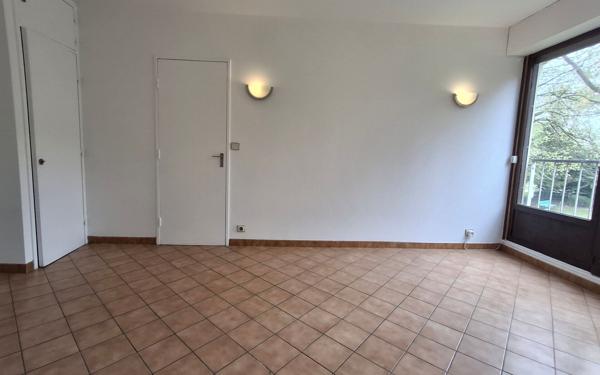 Appartement à louer    2 pièces • 43,29 m2 Chennevières-sur-Marne