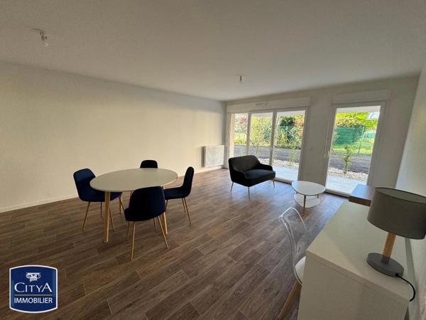 Appartement à louer 3 pièces 69.86m² Pau (64000)