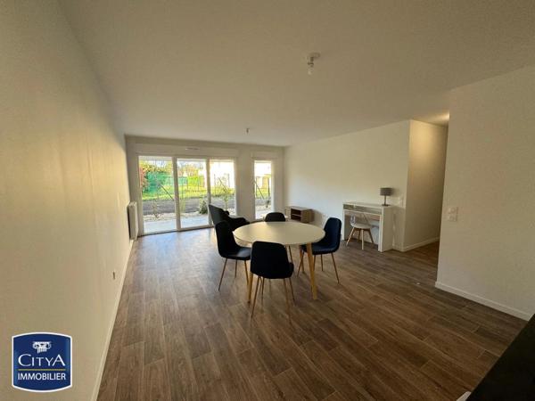 Appartement à louer 3 pièces 69.86m² Pau (64000)