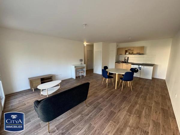 Appartement à louer 3 pièces 69.86m² Pau (64000)