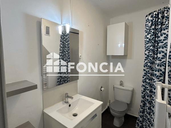 Location Appartement 2 pièces 32.77 m² - LES AMPHORES - 64 chemin de la plaine de bouisson Giens Hyeres 83400