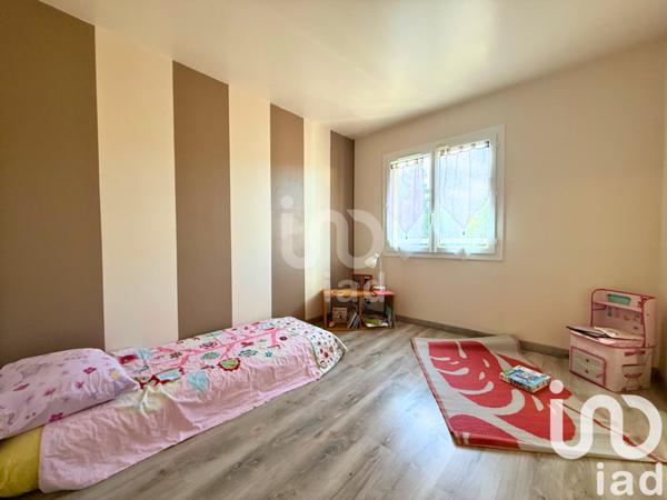 Maison à vendre 5 pièces 121 m² Guyancourt