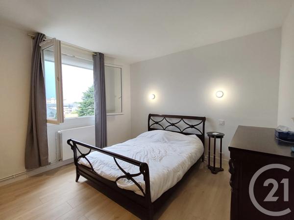 Appartement F3 à vendre  3 pièces - 66,69 m 2   TARBES  - 65