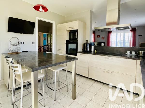 Maison à vendre 5 pièces 122 m² Le Palais-sur-Vienne