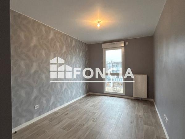 Location Appartement 4 pièces 84 m² - Gif-sur-yvette 91190