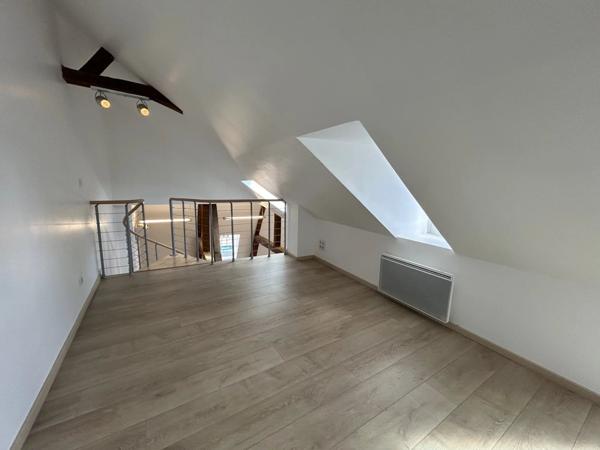 Location Appartement 5 pièces 82 m2 à Saint-Quentin